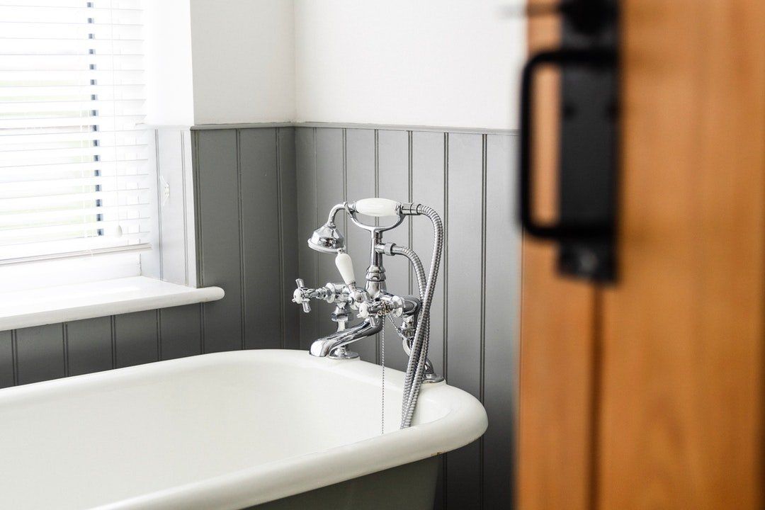 showe sink 1920w Bathroom Renovations Langley