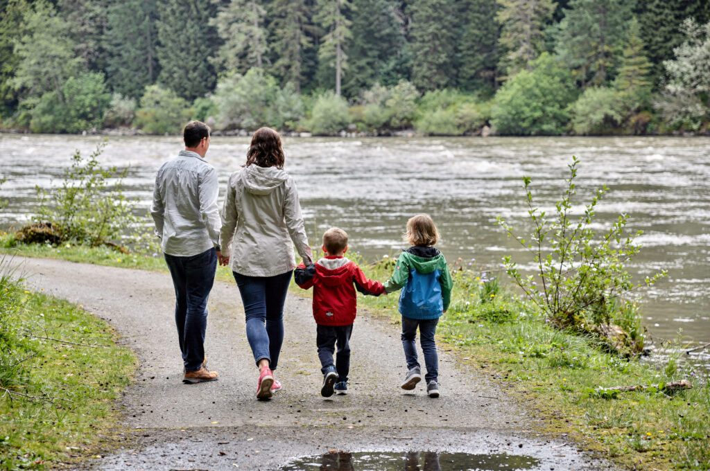 family walking by the river directory | GPS: 49.174234, -122.480371